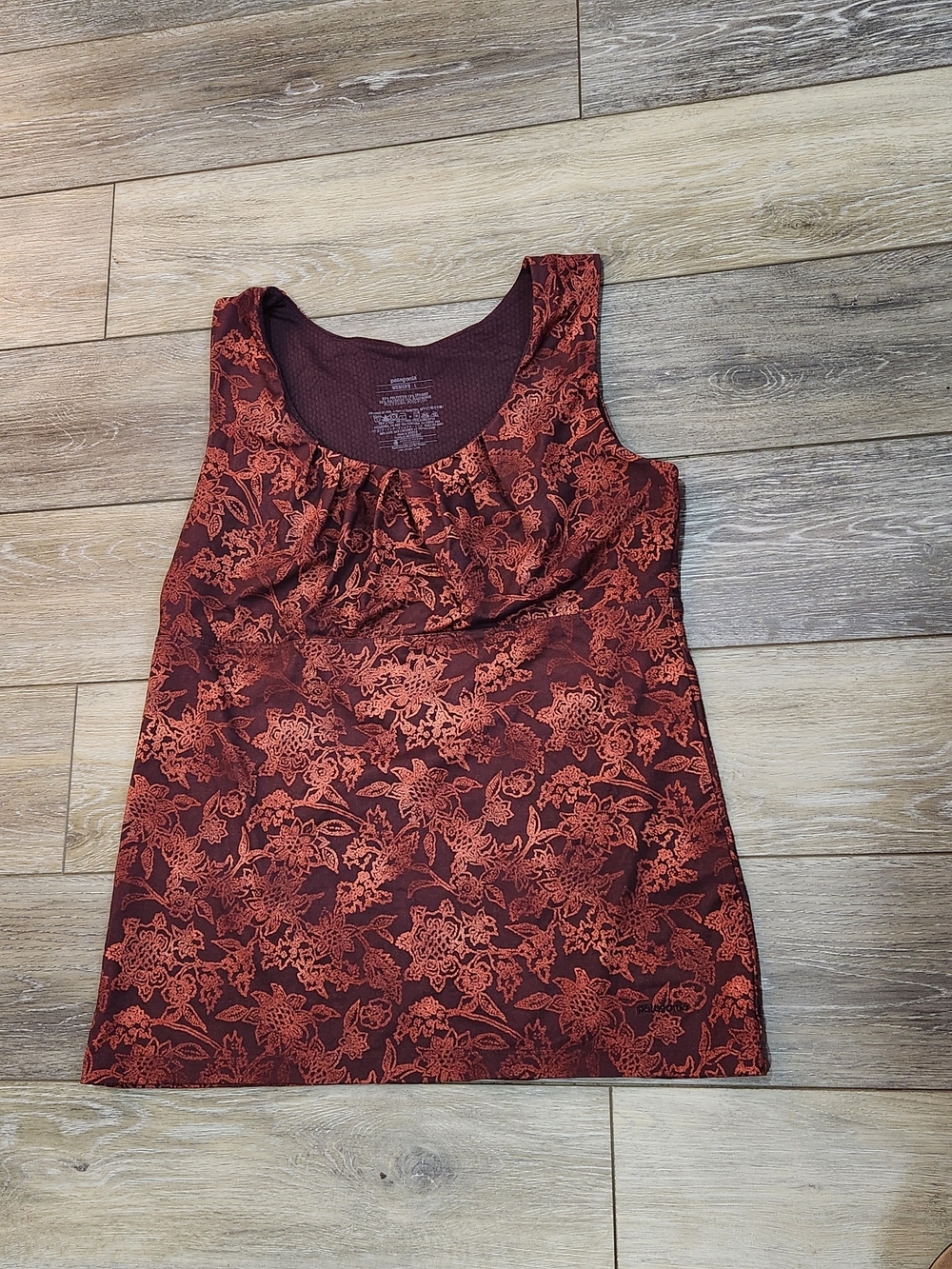Patagonia Sleeveless Floral Scoop Neck Tank Top - Burgundy/Brick Size Large